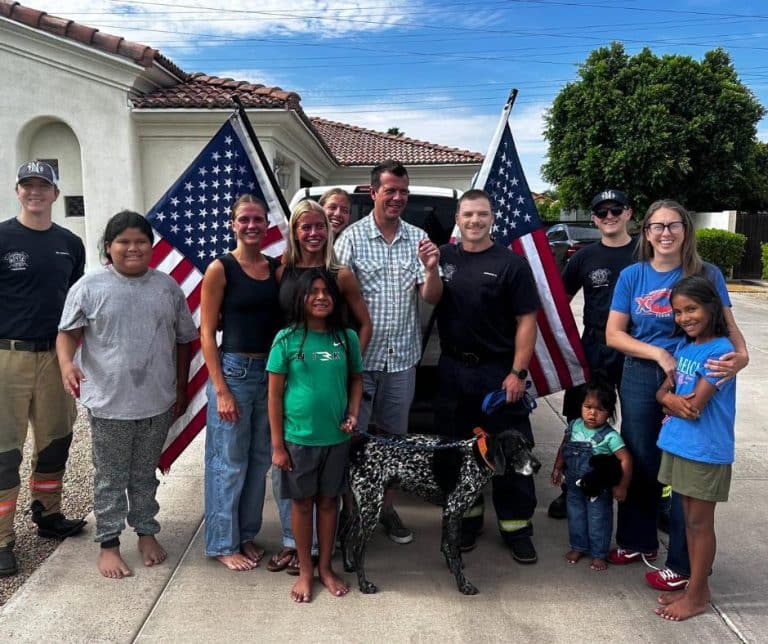 Heartwarming Rescue of Ansel the Epileptic Dog During Arizona Monsoon Highlights Community Spirit and Courage